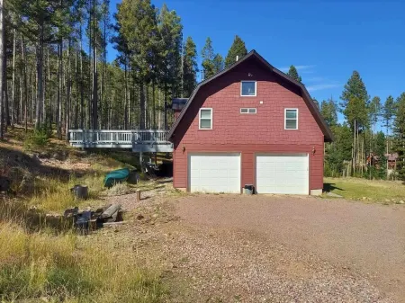 Phillipsburg Mountain Retreat,  2 Bedrooms Plus Loft