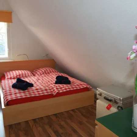 INSELVILLA - Holiday apartment on the island in Hameln Отели в г. Хамельн