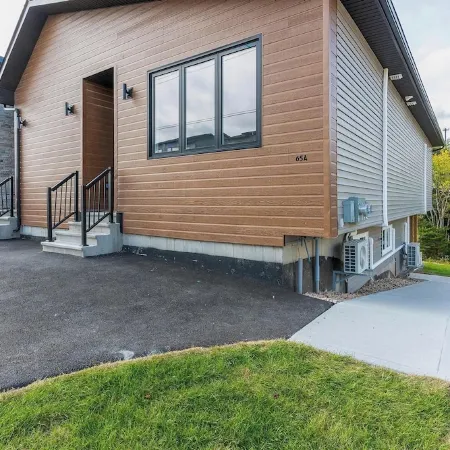 Exquisitely Honeygold Apartments-1 Bedroom