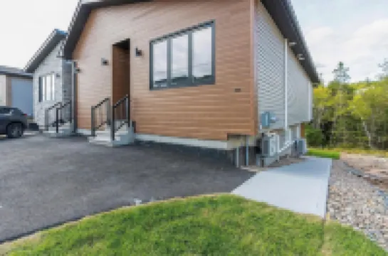 Exquisitely Honeygold Apartments-1 Bedroom