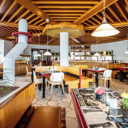 Hotel Und Rasthof Avus