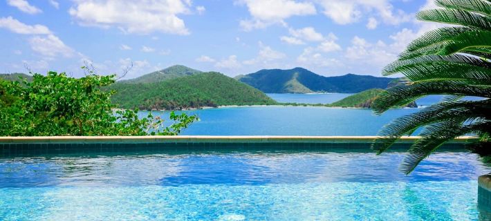 House of Open Arms Villa, Above Hurricane Hole, White Water Views,Romantic! Pool Hotel di Central