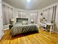 Huge spacious 4 bedroom in Newark 뉴저지 공연 예술 센터 주변 호텔