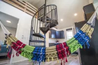 The Tiny House - Omaha's # 1 unique experience