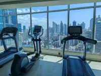 Best Location, 2 bed, 2baths, High Speed Internet Hotels in 