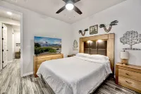 Modern Accessorized 3-Bedroom