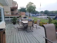 This is a VACATION spot with a million dollar view! Hotels in Fox Lake
