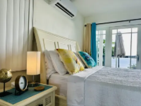 Easy location, Ocean view, Sunsets, Jeep Available, Solar, Battery Power, Wifi サウスサイドのホテル