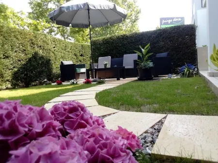 LUXURY 2 BEDROOM APARTMENT IN ALBUR VILLAGE 10 MINUTES WALK FROM THE BEACH Отели в г. Алвор