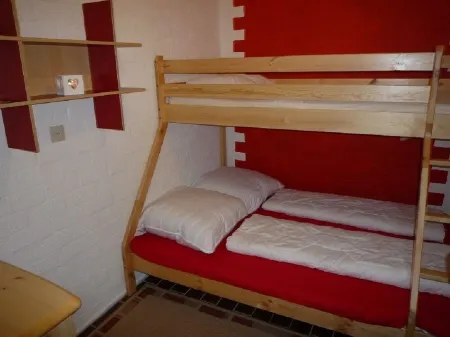 Child-friendly, beach, sea, golf, horseback riding, surfing, swimming, cycling.