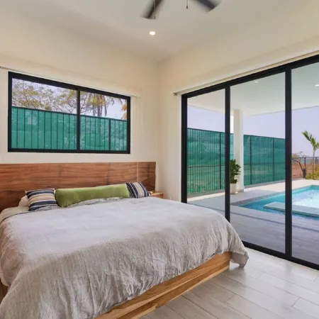 Casa Natalia: Luxurious Oceanfront Villa with Housekeeping and Concierge