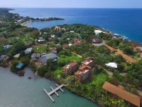 Sunrise Harbor, Roatan's Premier Vacation Retreat