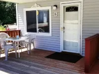 Clean & Cozy 1BR Apt#6 w/Full Kitchen & Private Bath
