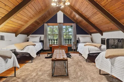 Game rooms! Fire pits! Screened porch! In town!