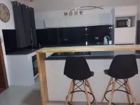 Superb modern contemporary 4 bedroom villa ensuite