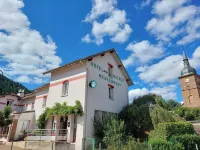 Logis Hôtel & Restaurant des Lacs Hoteles en Raon-l'Étape