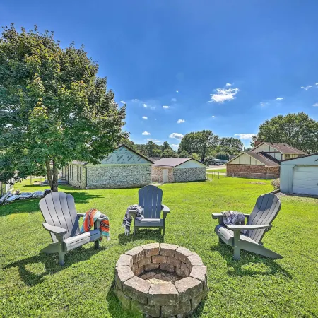 Family-Friendly Sanctuary BBQ, Patio and Yard