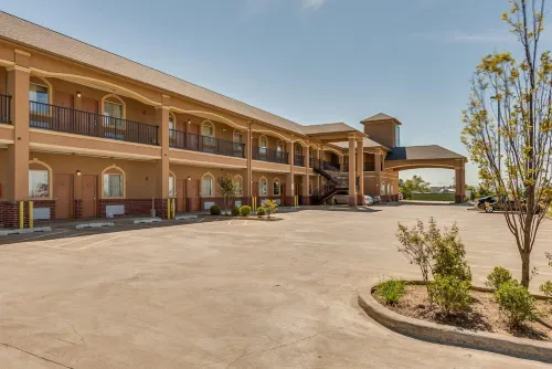 Executive Inn & Suites Cushing Hotels in Cushing