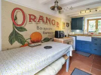 Hen Bopty Hotels in Fairbourne