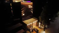 ShriGo Hotels Banaras Hotels in Manrauli