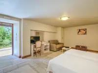 Mare Monte Luxury Suites Hotels in Spetses