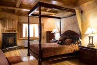 Landoll's Mohican Castle Hotels in Hanover Township