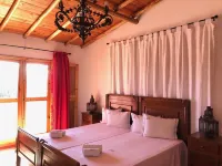 Hotel de Charme Capela Das Artes Hotels in Pêra