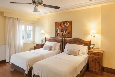 La Galería Hotels in Antiguo