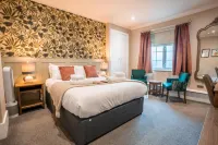 Harper's Steakhouse with Rooms, Southampton Swanwick Marina Hotels in 