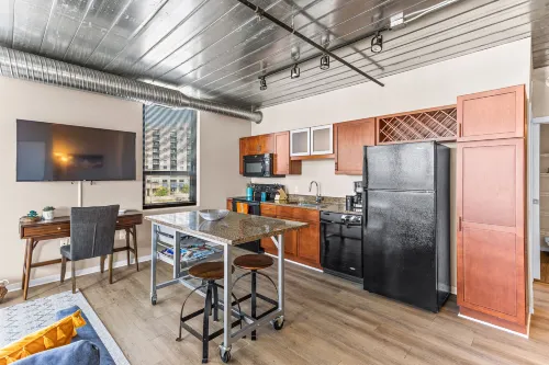 Ann Arbor City Club Apartments - Apartment
