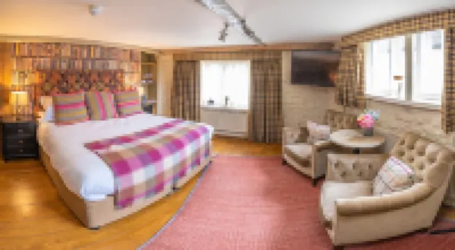 The White Hart, South Harting Hotels near Chichester Harbor