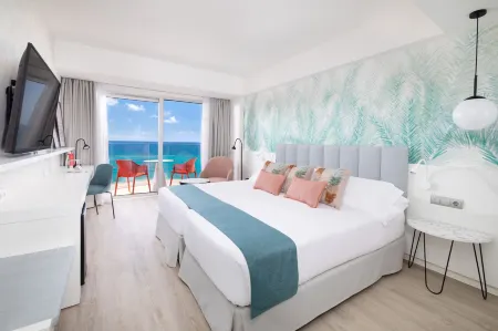 Hotel Cristina by Tigotan Las Palmas - Adults Only