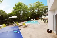 The Lodge on the Cove - Beach