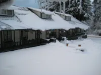 Whittaker's Motel & Historic Bunkhouse Hotels in Ashford