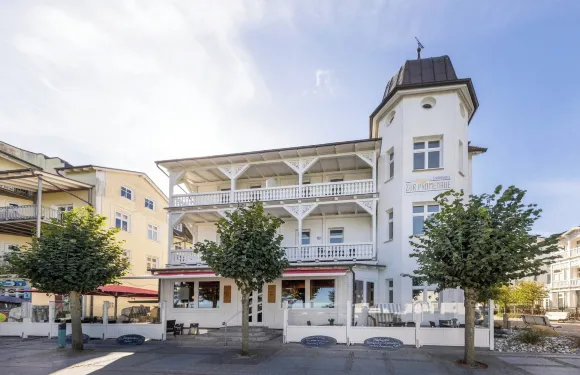 漫步斯特朗德酒店