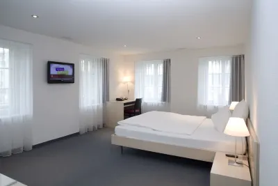 Hotel Ochsen Hotels in Fehraltorf