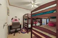 Cozy Home Near Pensacola &Perdido Key Beaches, Next 2 NAS. Ideal 4Longterm stays