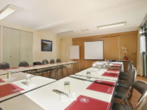 The Originals City, Hôtel le Sextant, Toulouse Sud Hotels in Labege