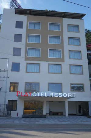 Playotel Resort Kasauli Отели в г. Барог