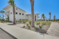 Luxe Beachfront Windmark Cottage w/ Deck!