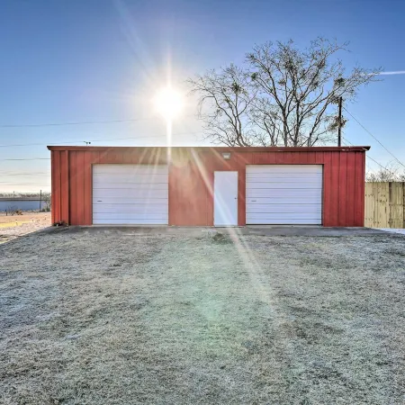 Peaceful Temple Escape ~ 1 Mi to Belton Lake!