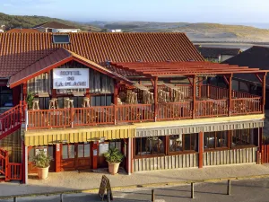 호텔 드 라 플라주 생-줄리엥-엥-보른