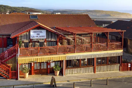 Hotel de La Plage Отели в г. Ли-Э-Микс