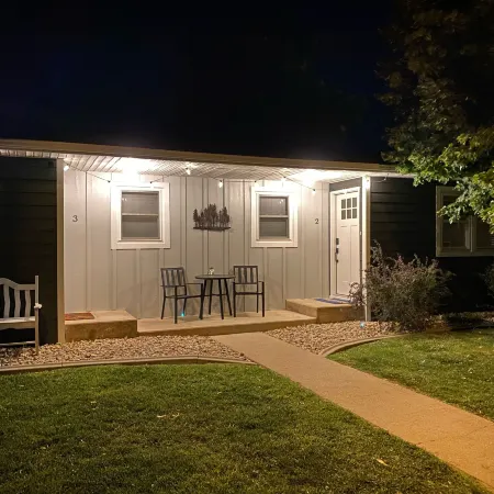 Charming Bungalow 3 in Spearfish SD, Black Hills Отели в г. Спирфиш