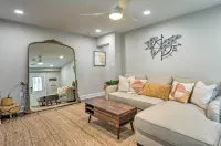 Takoma Park Apt w/ Wood Fire Pit < 8 Mi to DC Hotel a Silver Spring