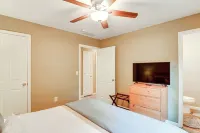 Campton Cottage w/ Hot Tub, Near Hiking + Climbing Hotels in Campton