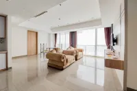 Spacious and Homey 3Br at Hillcrest House Apartment Hotel di Cibodas