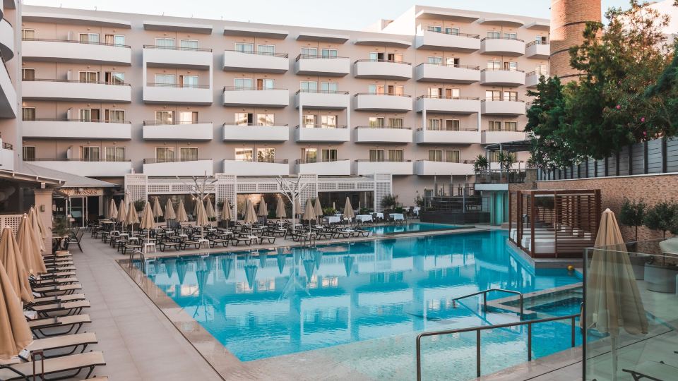 Bio Suites Hotel & Spa