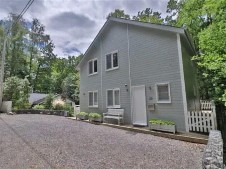 Stylish Chalet with Room