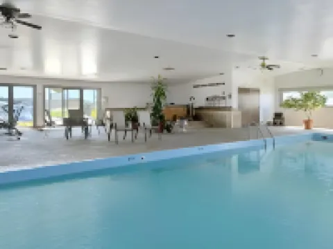 Super 8 by Wyndham Cut Bank Hotels in Cut Bank